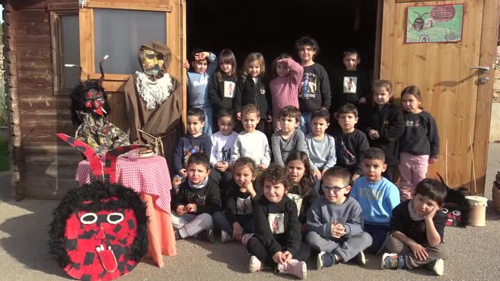 Neus Quílez Girart, Maria Comas Barceló, Ona Garcia Santandreu, Dídac Garcia Vázquez, Aura Vázquez Pont, Carla Sánchez Bauzá, Adrián Nebot Sánchez, Rafael García-Sotoca Melis, Aiman Ikken, Eloi Galisteo Castaño, Aaron García Graham, Nicola Lorenzo Finizola, Alex Pérez Orell, Matt Bauzà Barceló, Samia Amine, Ayran Meneguin, Jaume González Auba, Lola Peña Cabrera, Martina Medina Estelrich, Martina Pascual Massanet i Leire Quevedo Roig